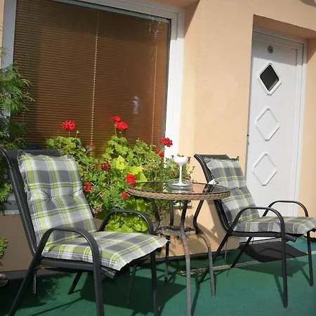 Pod Vodarenskou Vezi *